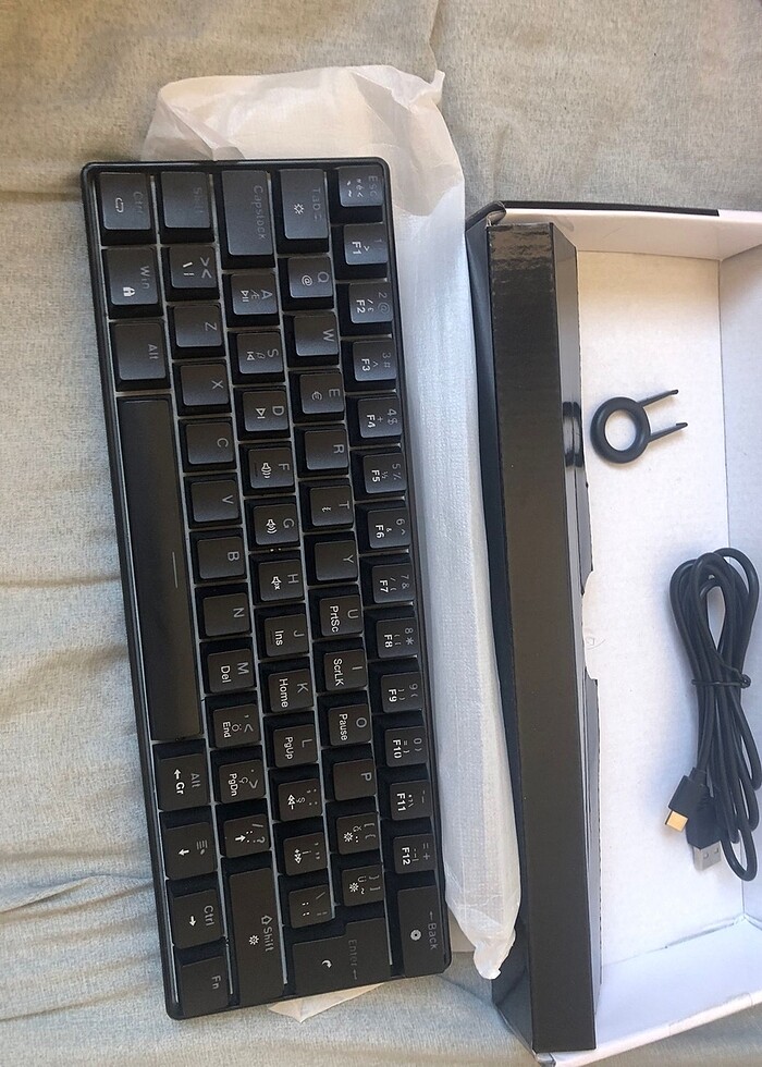 Mekanik rgb klawye - Görsel 2