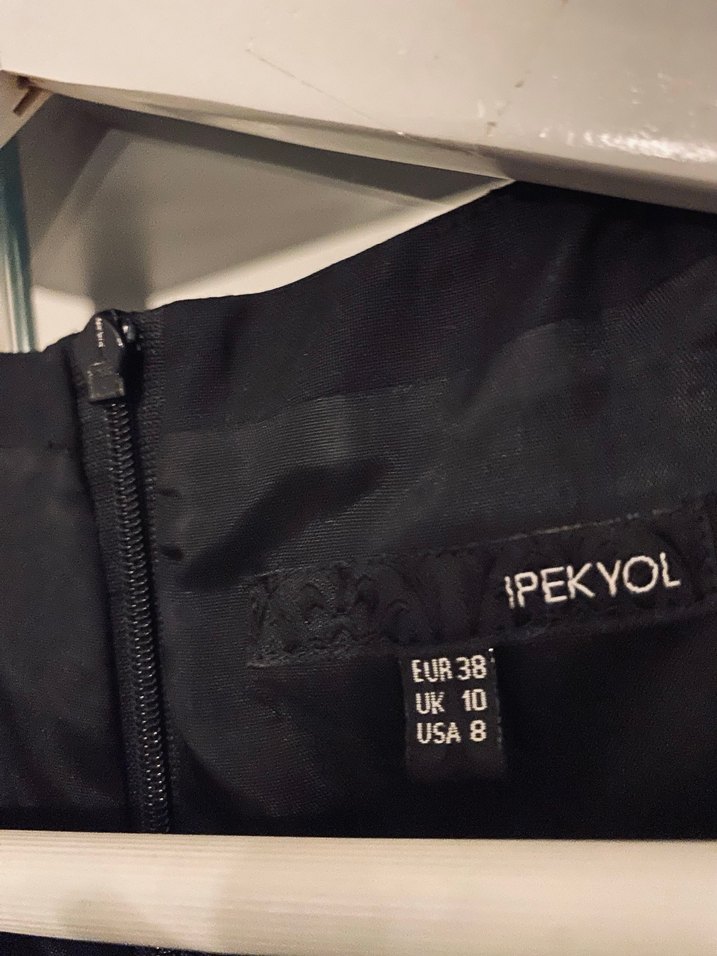 Kemer Detaylı Siyah Mini Elbise - Görsel 3