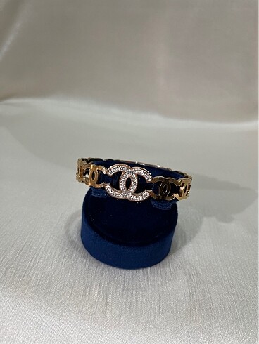 Chanel rose gold kelepçe