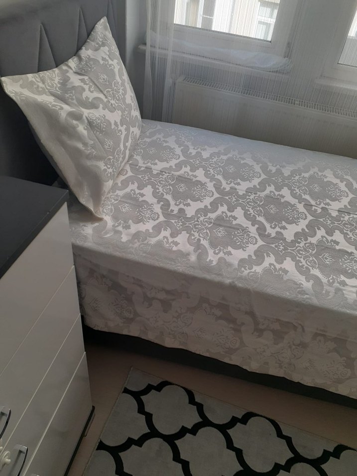 Beyaz Yatak Örtüsü tek kisilik - Görsel 3