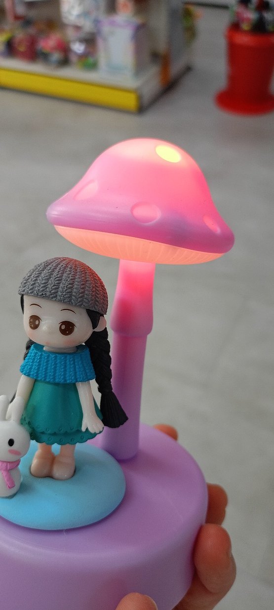 Mor Mantar ve Kız Figürlü Dekoratif Biblo - Görsel 2