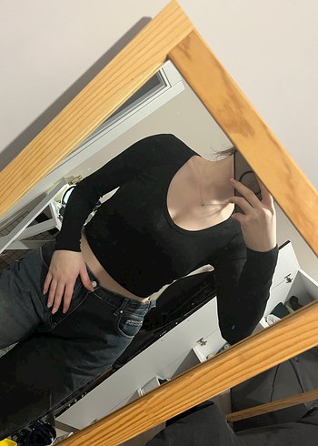 Siyah V Yaka Uzun Kollu Crop Top - Görsel 2