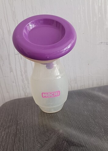 Mochi göğüs pompası 