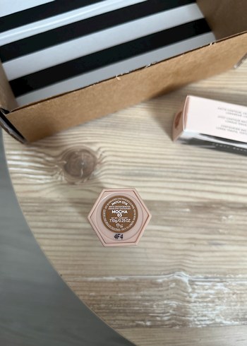  Beden Fenty Beauty Kontür stick