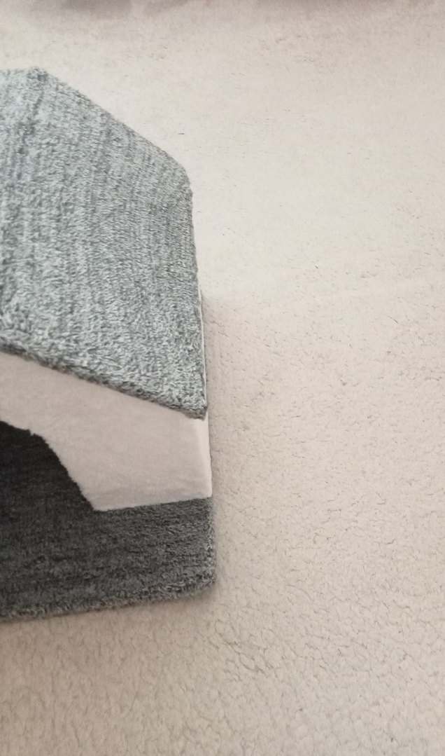 Gri Kediler İçin Ev ve Tırmalama Tahtası - Görsel 3