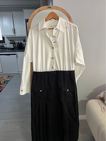 Zara etiketli elbise