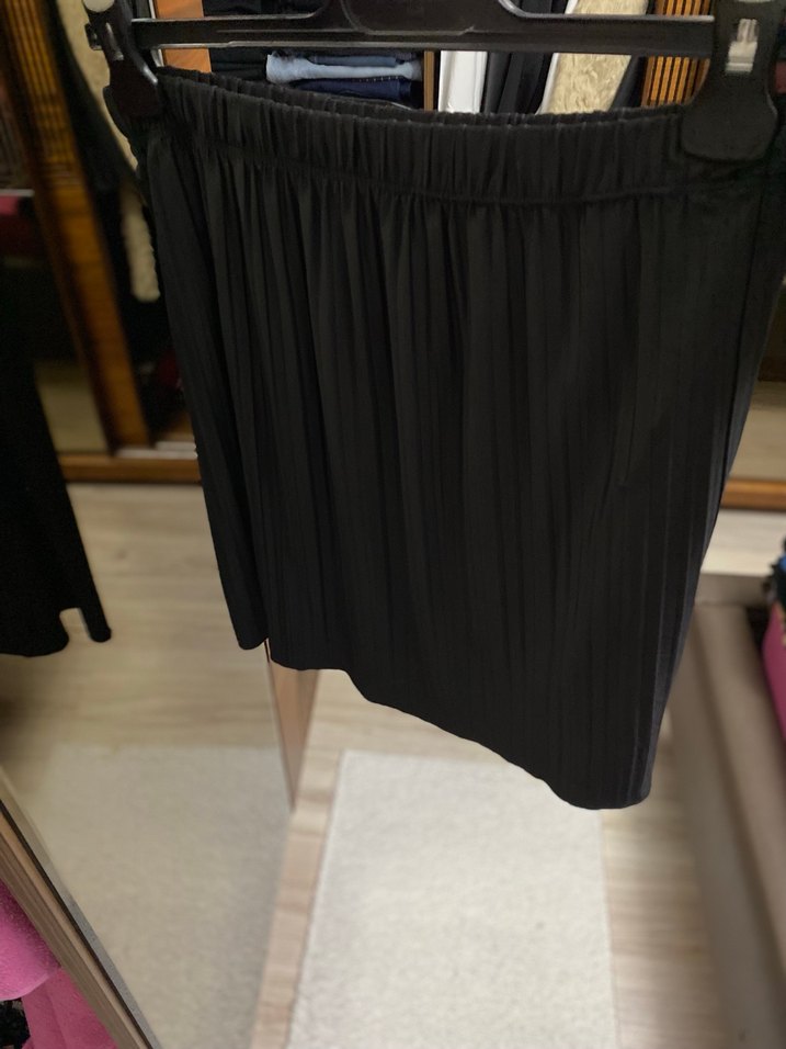 Siyah Pilili Midi Etek - Görsel 3