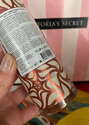 The Bath Factory Liberty Vücut Spreyi - Görsel 3