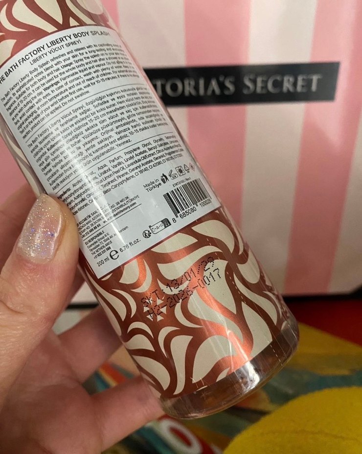 The Bath Factory Liberty Vücut Spreyi - Görsel 3