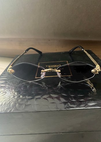 Altın Detaylı Gri Transparan Kadın Gözlüğü - Görsel 3