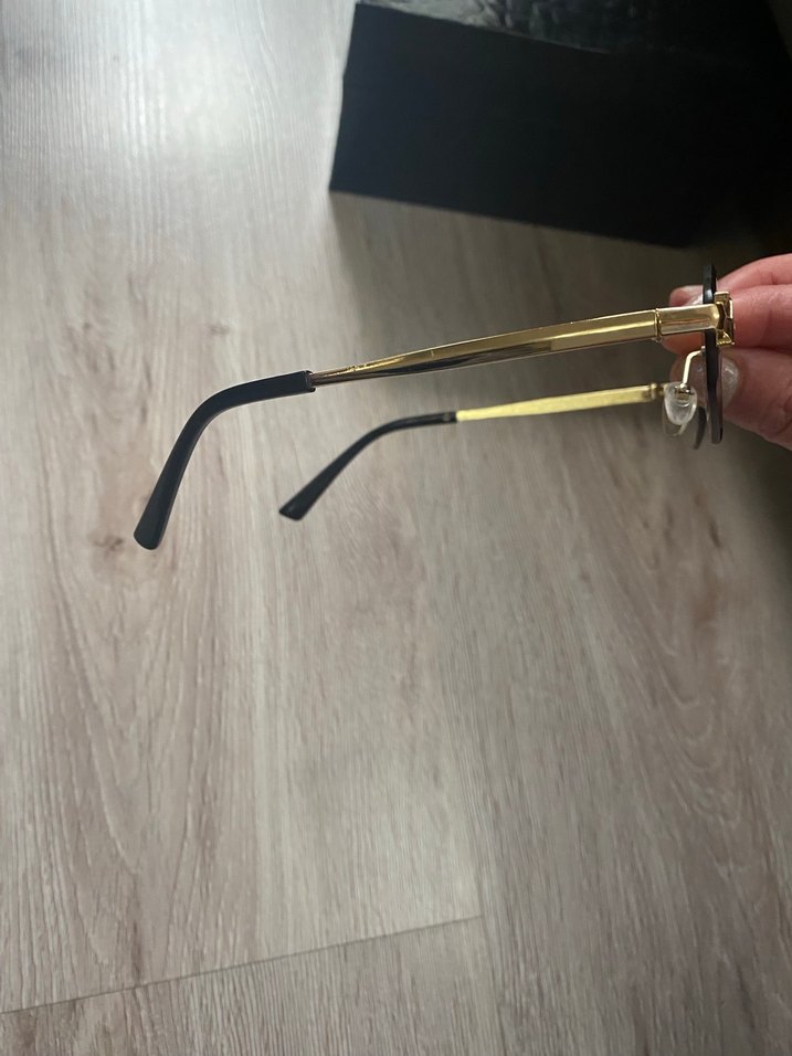 Altın Detaylı Gri Transparan Kadın Gözlüğü - Görsel 5