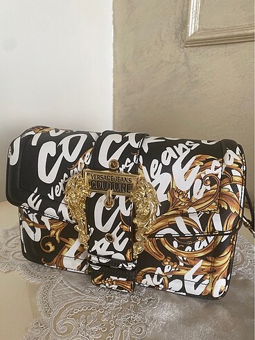 Versace hiç kullanılmamış çanta