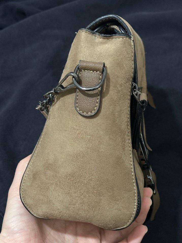 Bej Süet Tokalı Kadın Çanta - Görsel 2