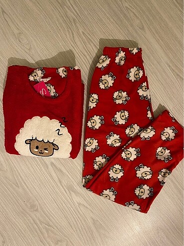 Diğer Polar Pijama Takımı ????