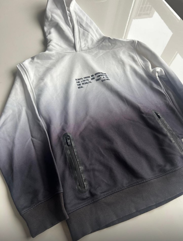 Gri Baskılı Kapüşonlu Hamile Tişörtü - Görsel 3