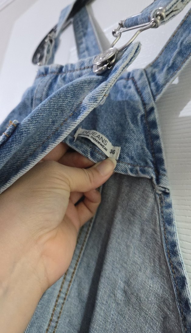 Sivri Askılı Gri Denim Midi Tulum - Görsel 3
