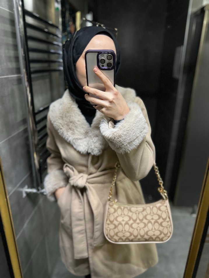 Kürk Detaylı Camel Süet Kadın Trençkot - Görsel 5
