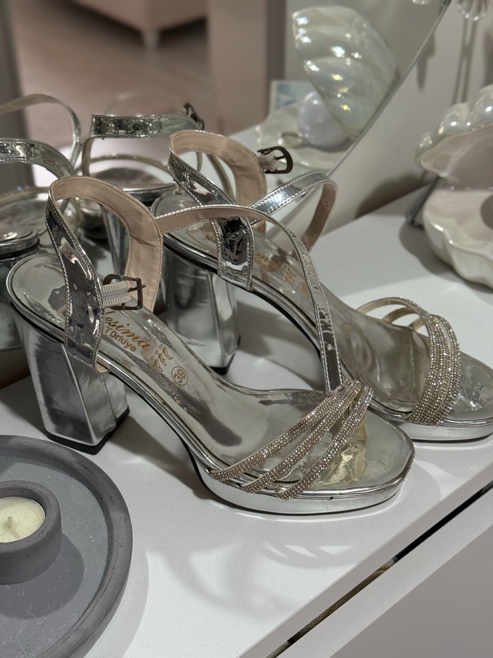 Gri Yılan Desenli Platform Topuklu Abiye Ayakkabı - Görsel 3