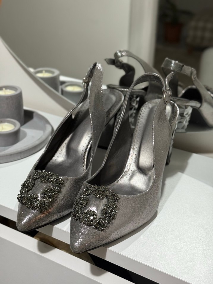 Gri Yılan Desenli Tokalı Topuklu Kadın Ayakkabı - Görsel 2