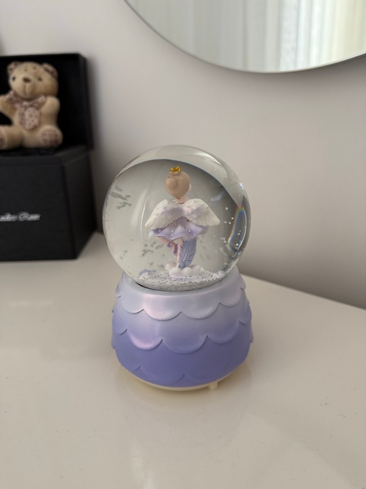 Mor Prenses Figürlü Kar Küresi - Görsel 3