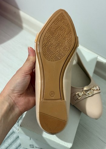 Bej Tokalı Modern Klasik Kadın Topuklu Ayakkabı - Görsel 2