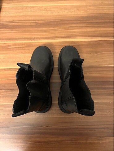 H&M Hm chelsea unicex bot