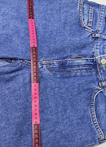 27 Beden mavi Renk LCW 27 (38) beden mom jeans