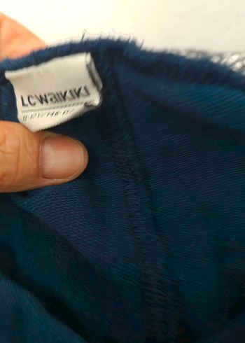 LC Waikiki Koyu Mavi Fermuarlı Erkek Şort