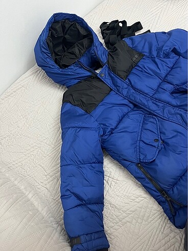 11-12 Yaş Beden lacivert Renk zara 11-12 yaş erkek çocuk mont