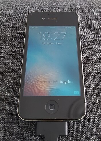 iPhone 4S 16 GB - Temiz/Çalışıyor 