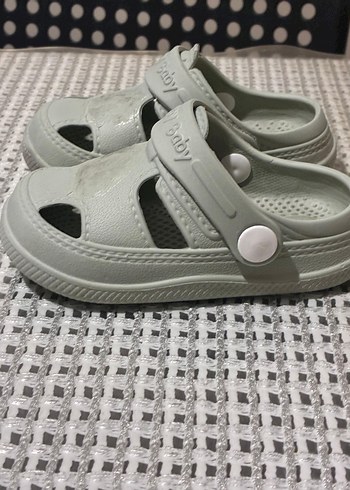 Gri Erkek Çocuk Kaydırmaz Terlik - Görsel 2