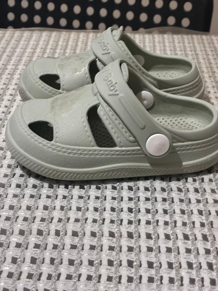 Gri Erkek Çocuk Kaydırmaz Terlik - Görsel 2