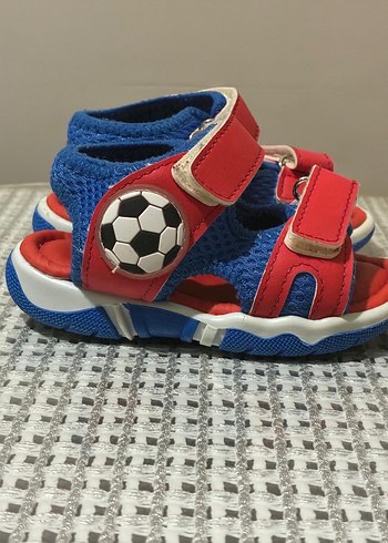 Çocuk Futbol Temalı Renkli Cırt Cırtlı Terlik - Görsel 2