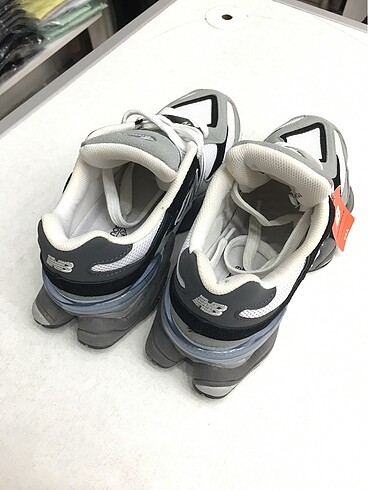 36 Beden New balance 9060 spor ayakkabı