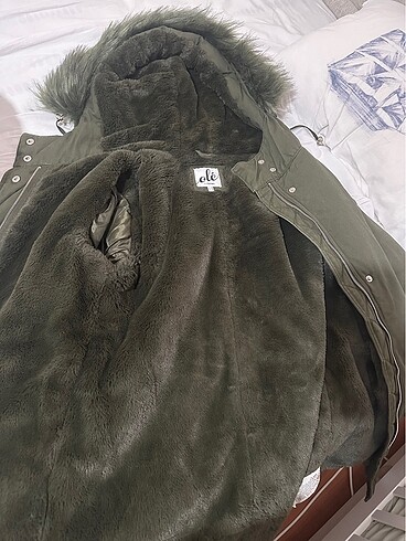 Yeşil parka - Görsel 3