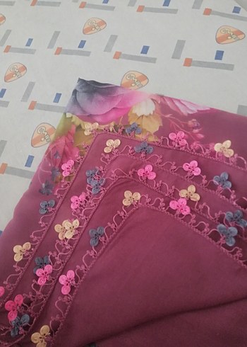 Gül kurusu parlak iğne oyalı yazma