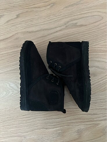 38 Beden siyah Renk Ugg bot