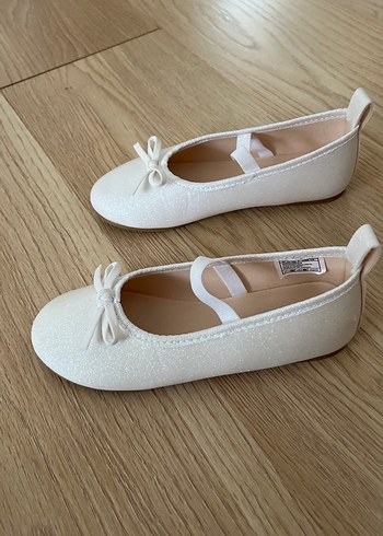 Kız Çocuk Beyaz Fiyonk Detaylı Babet - Görsel 3