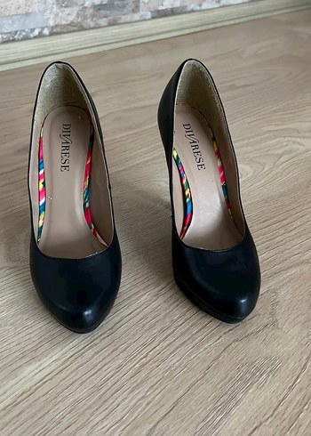 DIVARESE Siyah Topuklu ayakkabı - Görsel 3