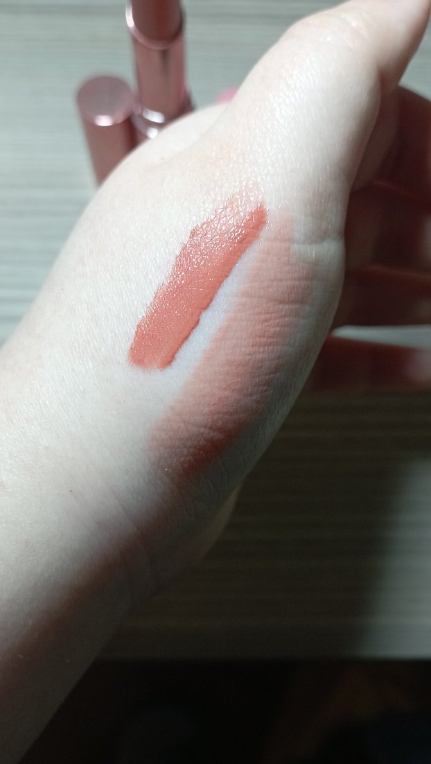 Golden Rose Dudak Parlatıcı ve Lip Gloss - Görsel 5