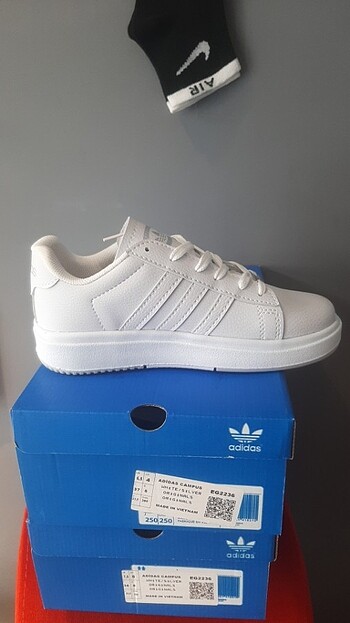 37 Beden Adidas Campus
