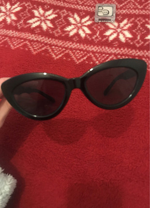H&m gunes gozlugu