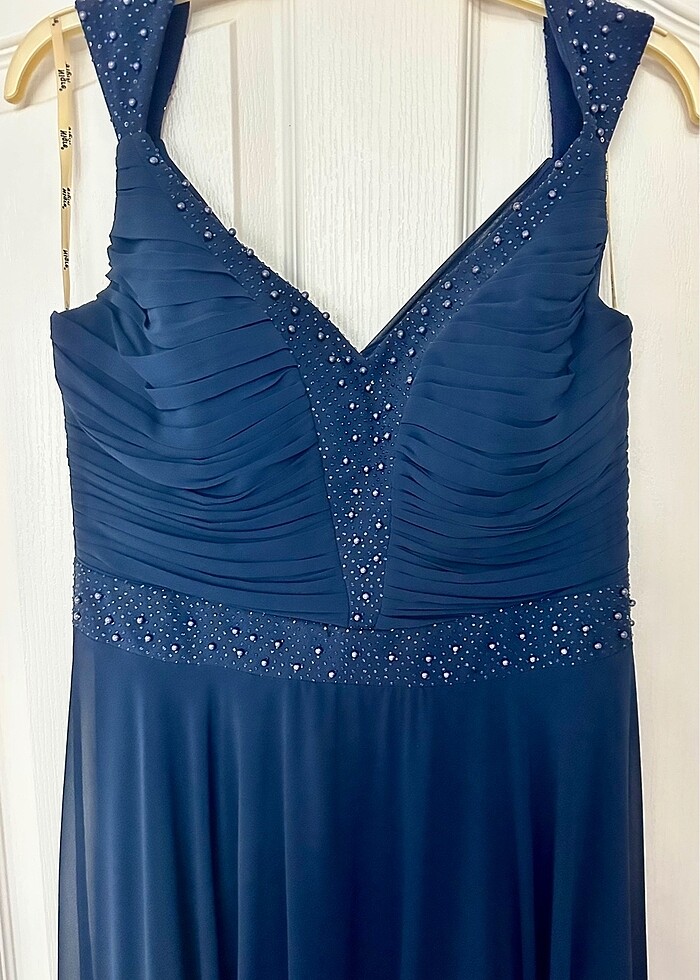 İncili Abiye - Görsel 2