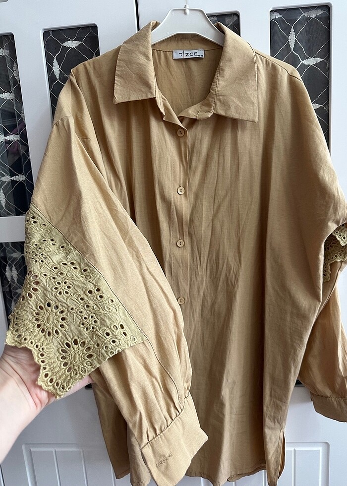 Dantel Detaylı Gömlek - Görsel 2