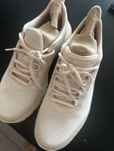 39 Beden orijinal skechers