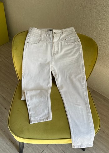 Beyaz Regular Fit Kadın Kot Pantolon