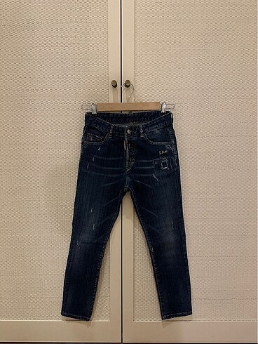 DSQUARED2