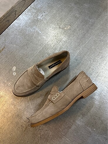 NC Loafer