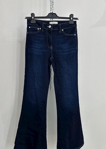 Reiss 26