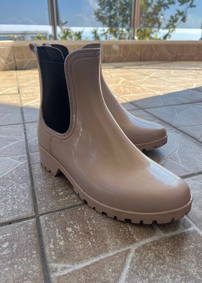 Yağmur botu krem renk - Görsel 4